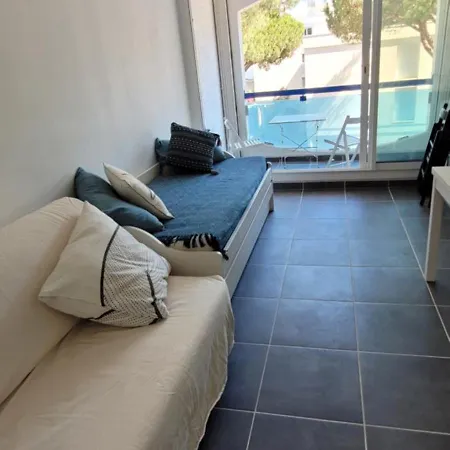 - Motte Apartment